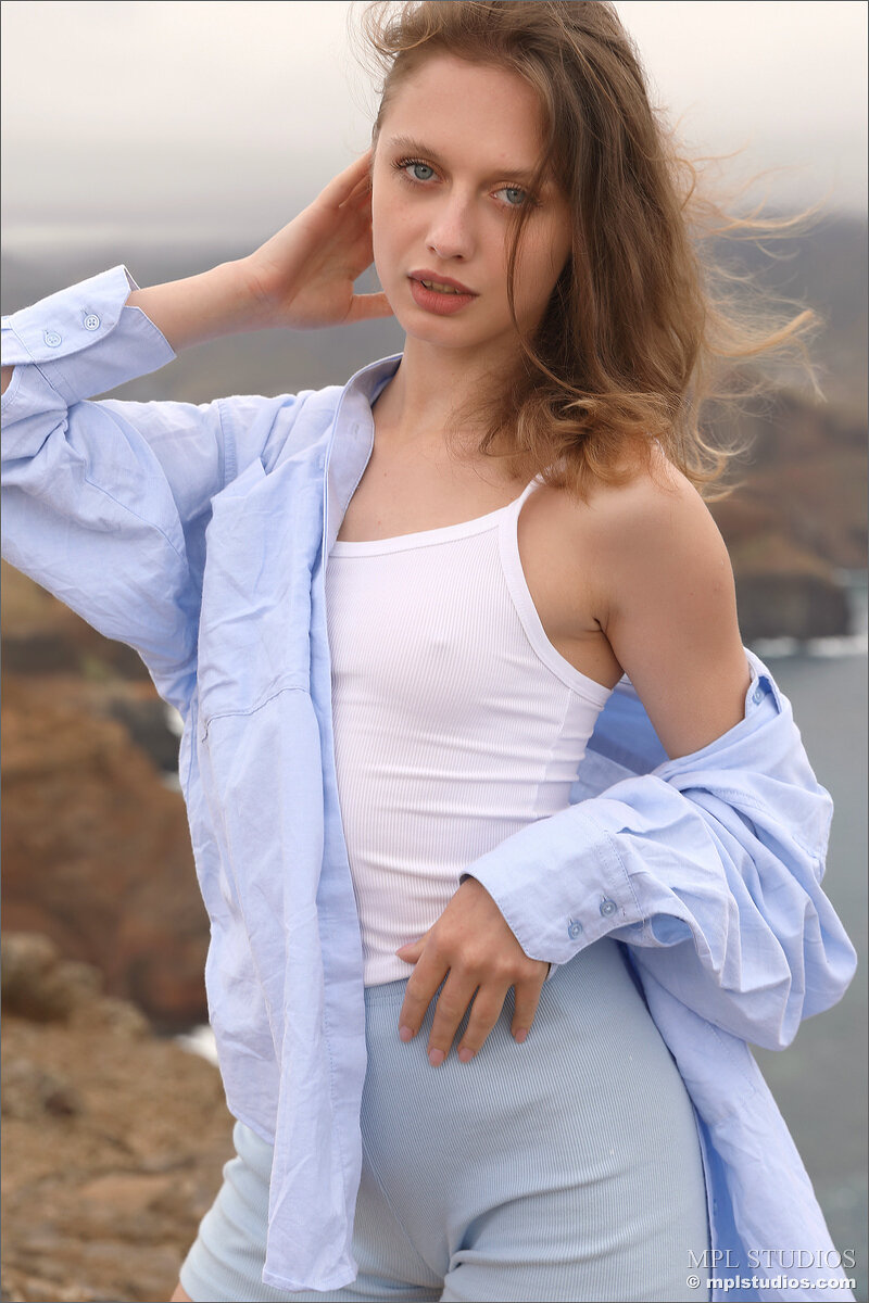 Галина, 19 лет, 1 размер груди